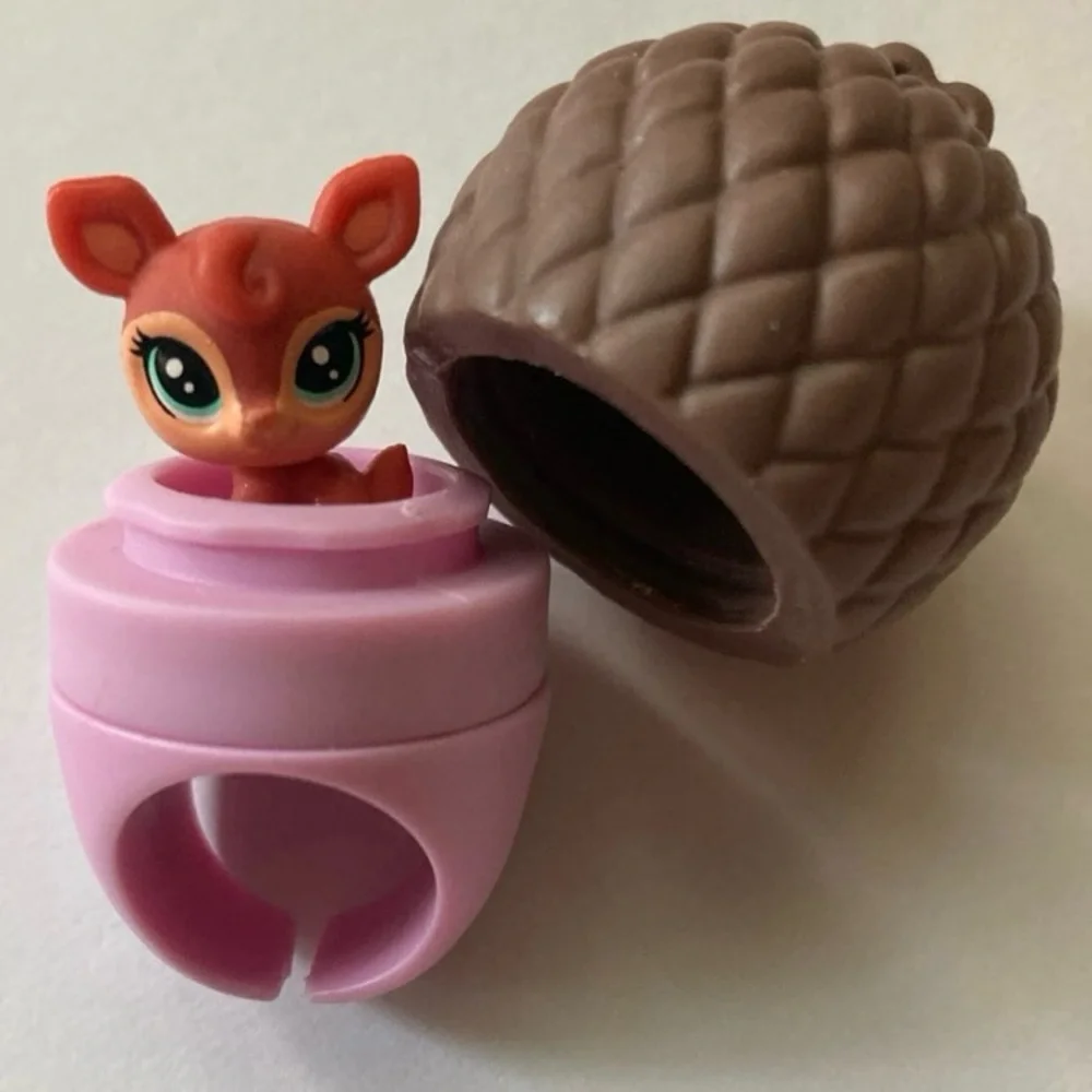 Littlest Pet Shop Teensies Deer With Acorn Wearable Ring